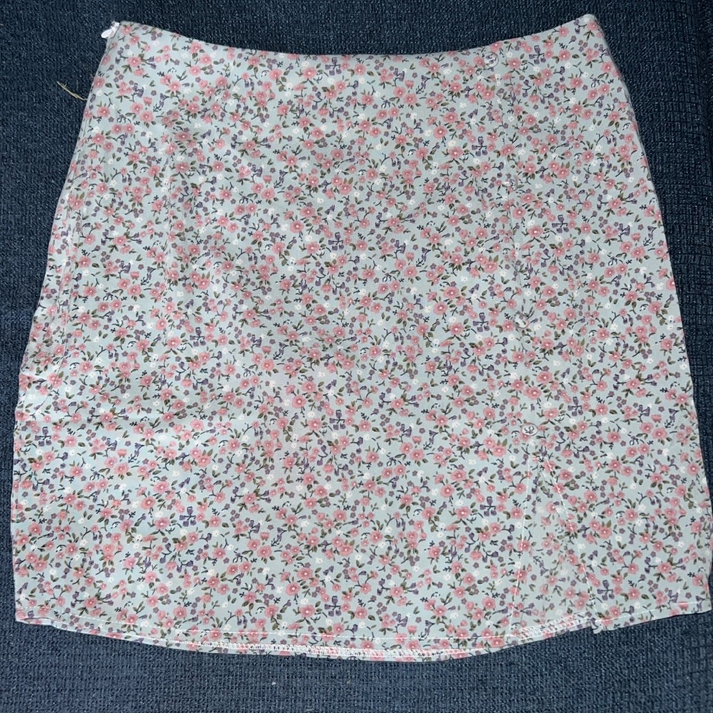 Multicolor skirt, size small, brand new with tag